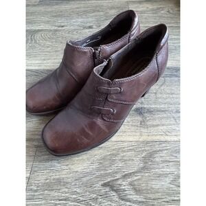 Clark's Bendables Women's Brown Booties Shoes Size 6.5